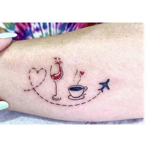 tatuajes de amigas copa de vino|Las 10 mejores ideas e inspiración sobre tatuaje amigas copa de。